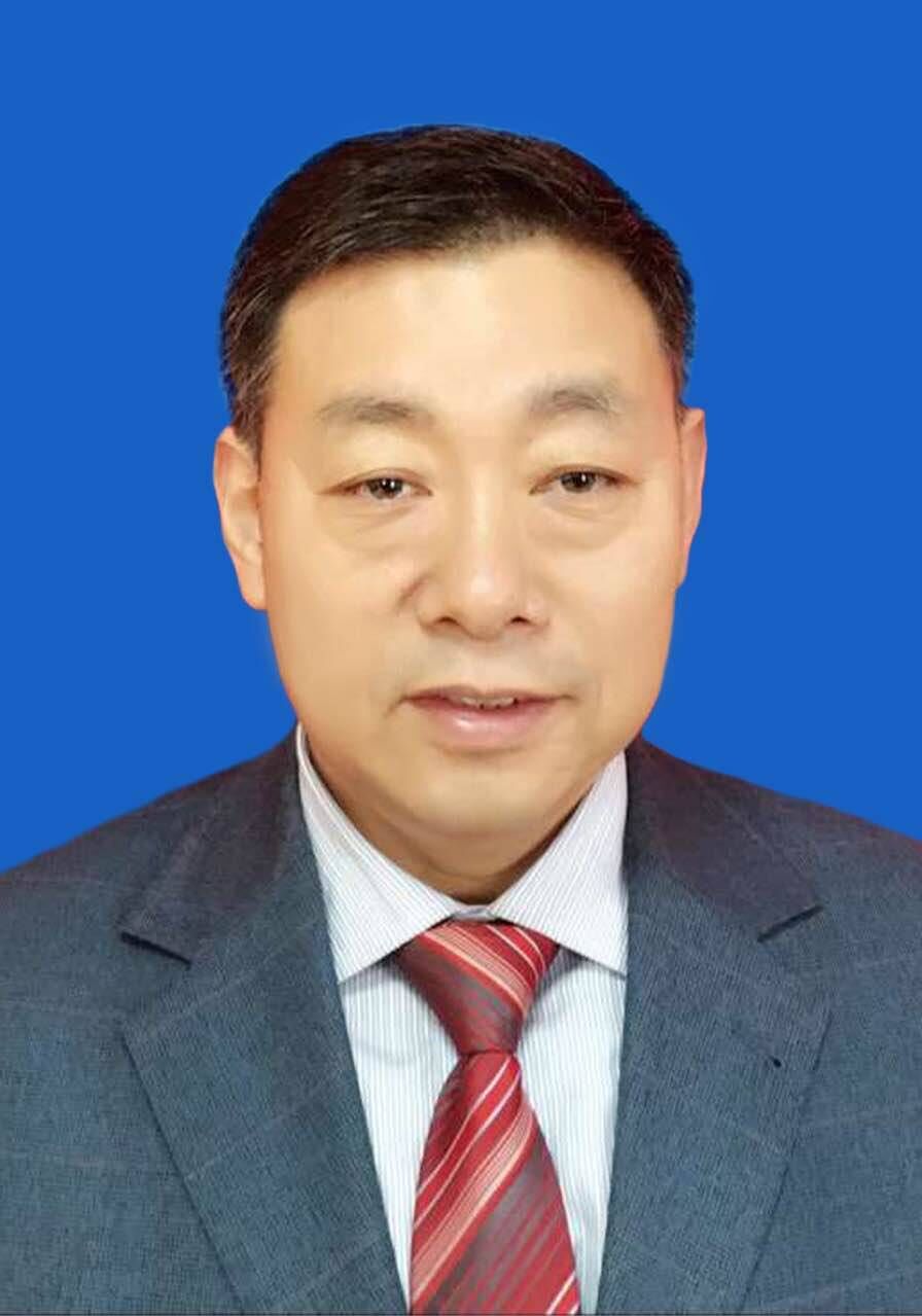第十五屆優秀企業家/建德南方水泥有限公司總經理張長江